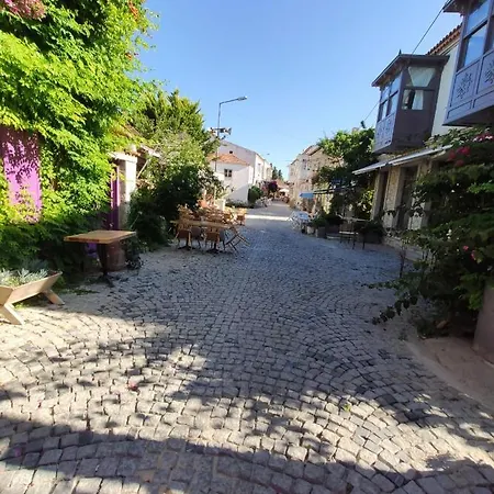 Alacati Da 2+1 Carsida Hotel Çeşme